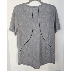 Lululemon Relaxed Fit Short Sleeve | Gray Hexagon Knit Yoga Top Size 8 - EUC